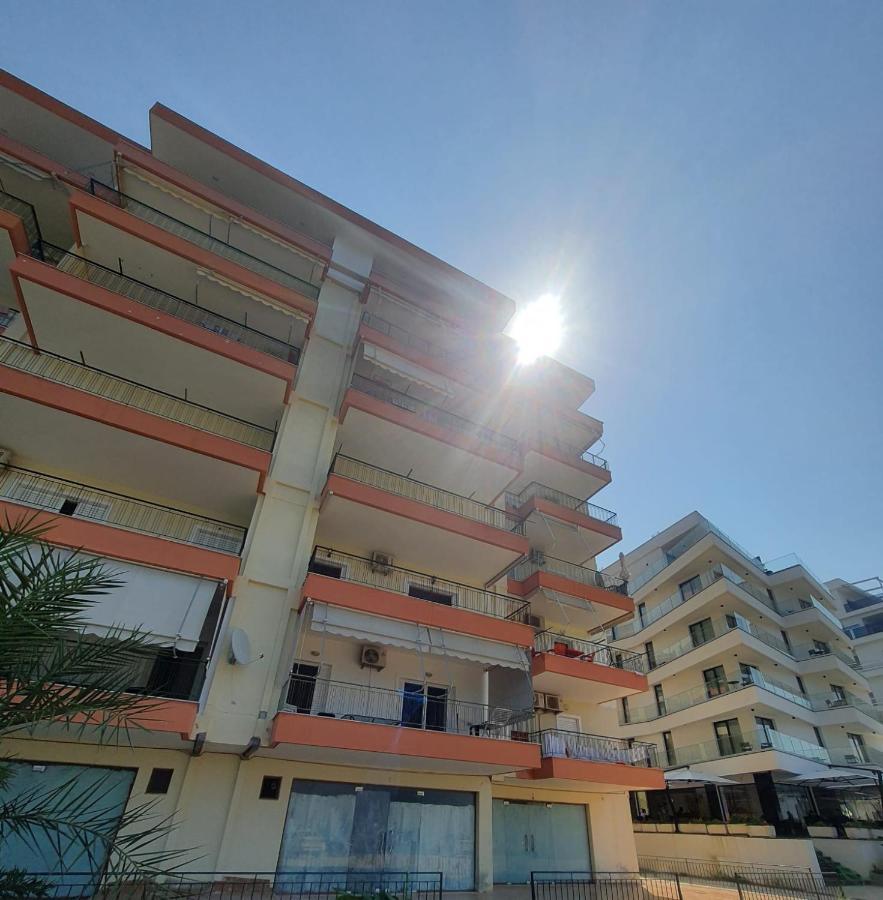 Lovely 3-Bedroom Apartment Rei Sarandë Eksteriør billede